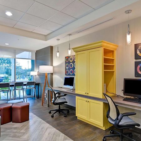 Home2 Suites By Hilton Tampa Usf Near Busch Gardens Dış mekan fotoğraf