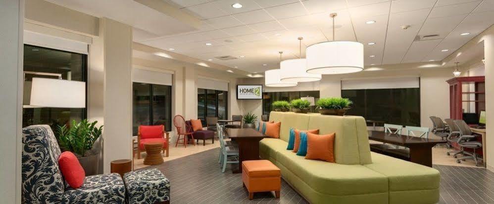 Home2 Suites By Hilton Tampa Usf Near Busch Gardens Dış mekan fotoğraf